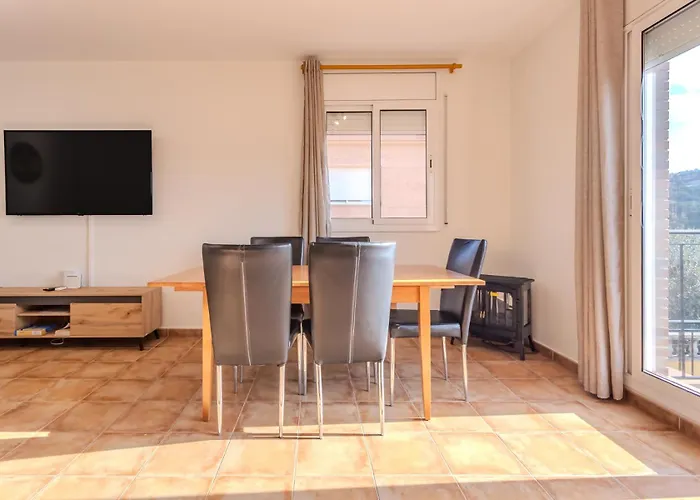 Luz Lloret Con Piscina