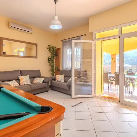 Villaluz Lloretlux Con Piscina, Sala De Juegos Y Barbacoa * リョレート・デ・マル