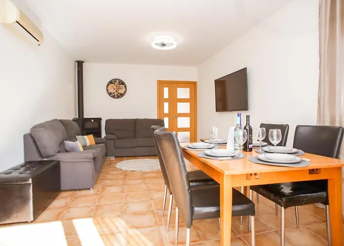 Luz Lloret Con Piscina Villa