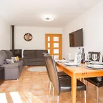 فيلة Luz Lloret Con Piscina