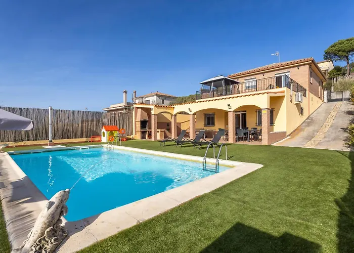 Luz Lloret Con Piscina *